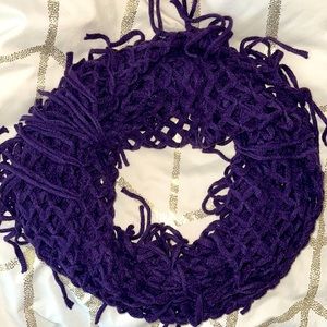 Steve Madden infinity scarf